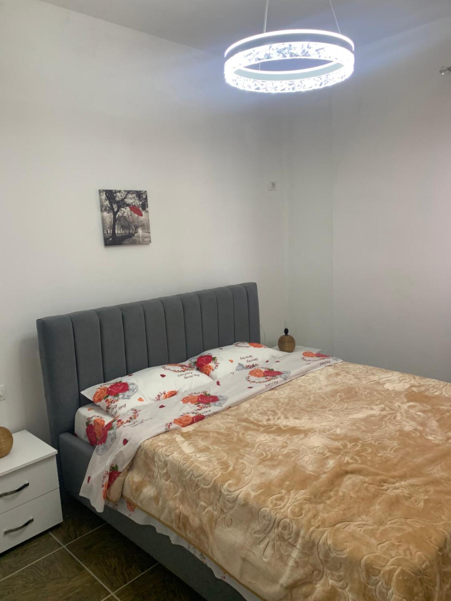 Adriatik Apartaments Sarande Bagian luar foto