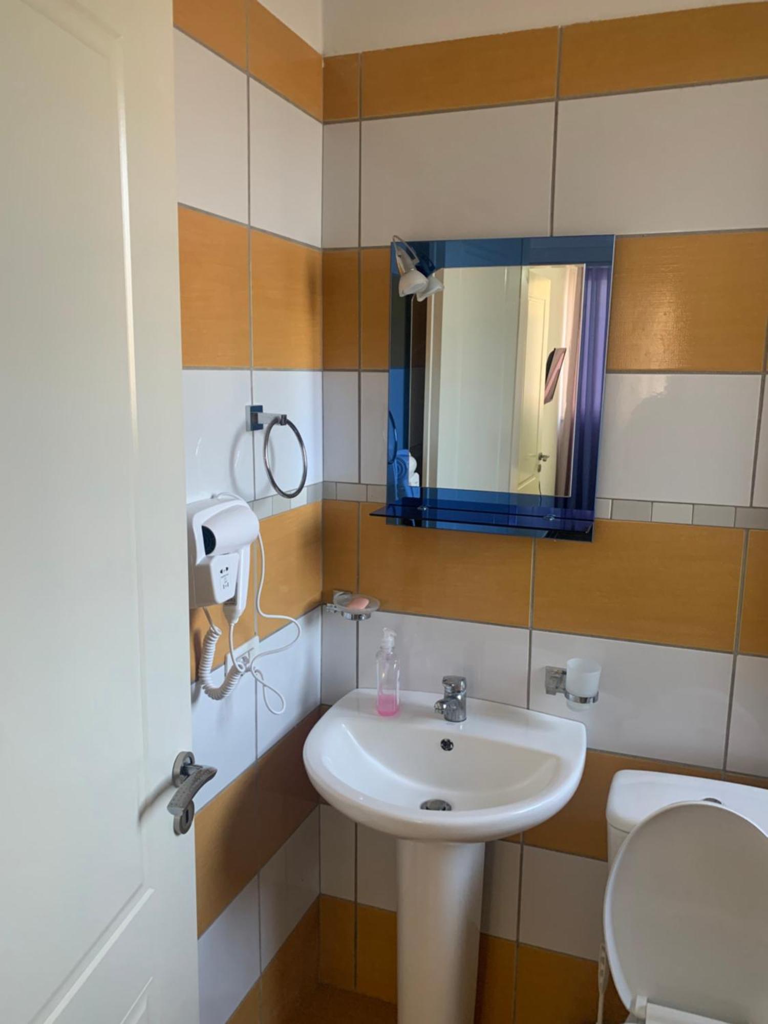 Adriatik Apartaments Sarande Bagian luar foto
