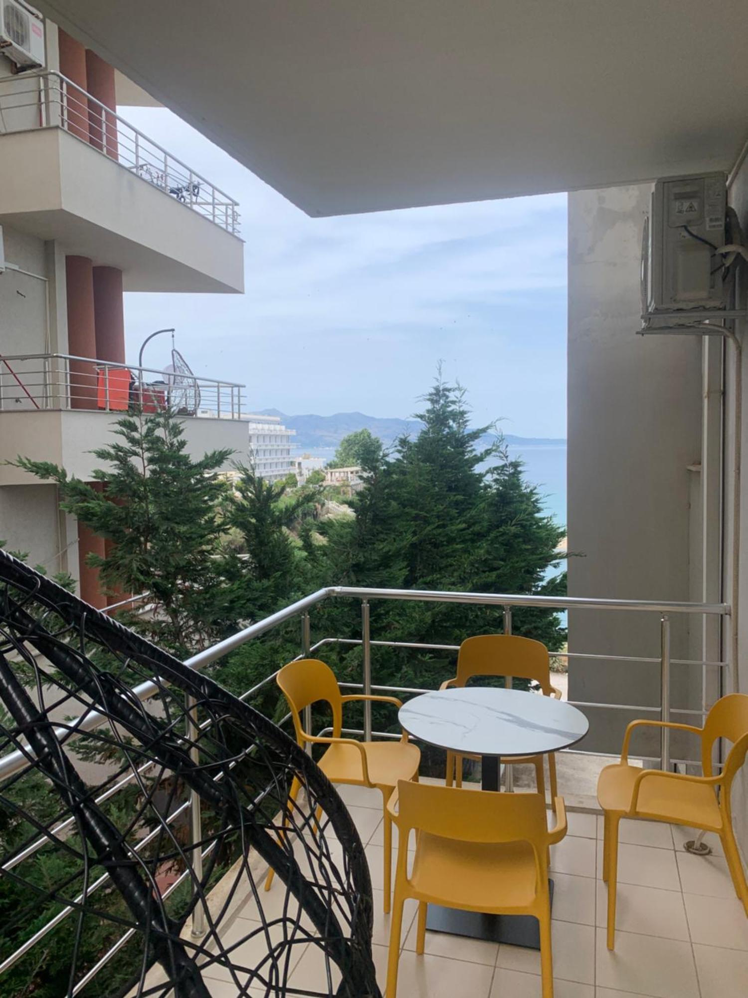 Adriatik Apartaments Sarande Bagian luar foto